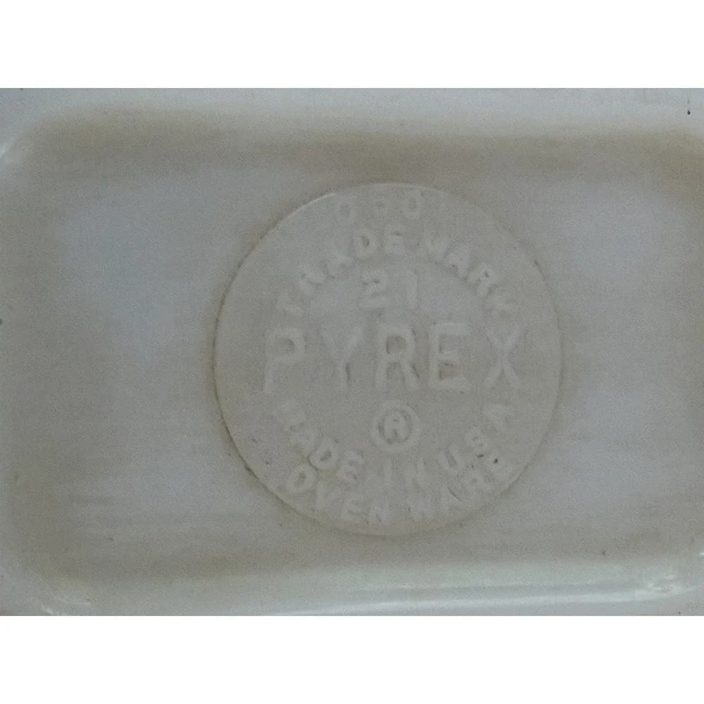 Vintage Pyrex #0501 Small White Milk Glass Refrigerator Dish Clear Ribbed Lid